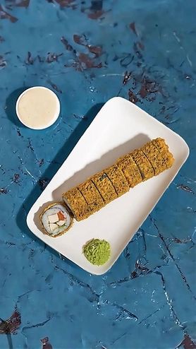 Горячий ролл Цезарь с курицей